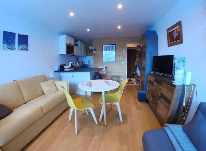 Appartement Les Montagnes Sur Le Balcon