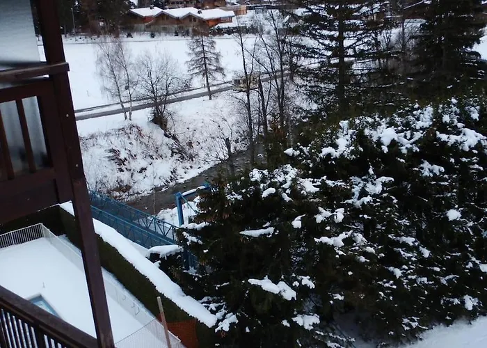 Les Montagnes Sur Le Balcon * シャモニー