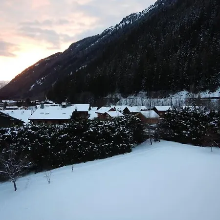 Les Montagnes Sur Le Balcon Apartamento Chamonix
